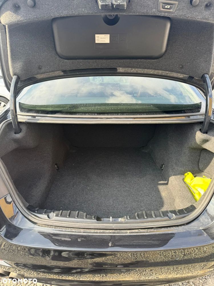 BMW Seria 5 530d xDrive Sport-Aut Modern Line - 15