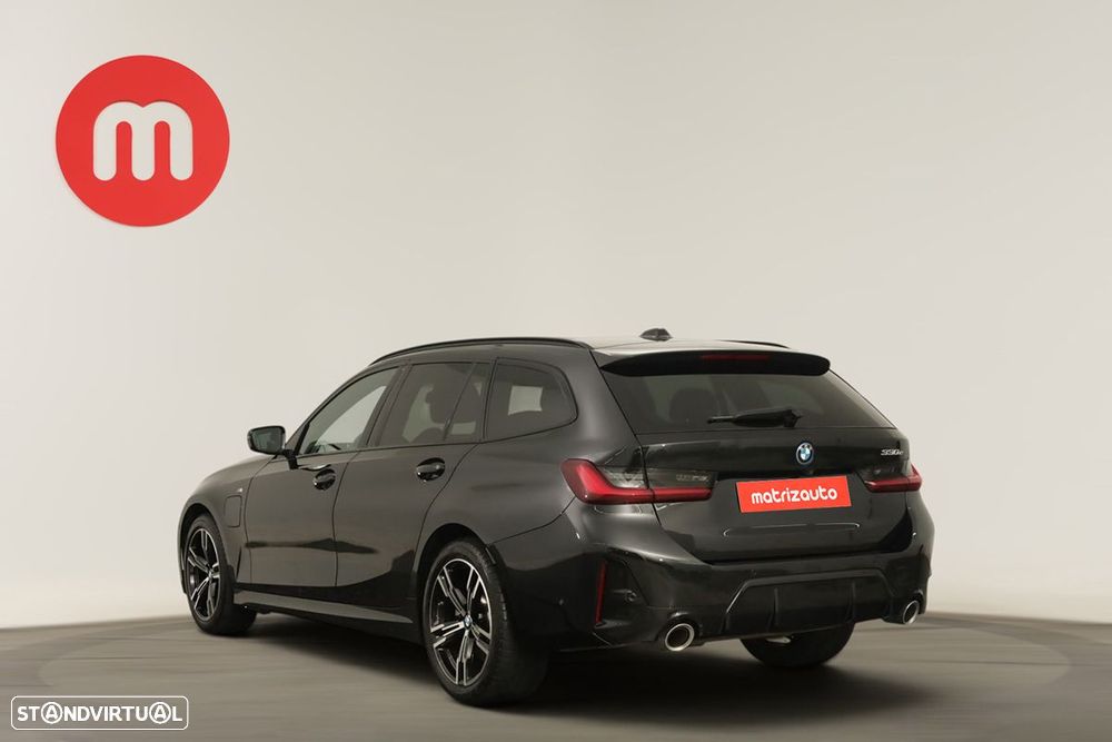 BMW 330 e Edição Desportiva M Auto - 3