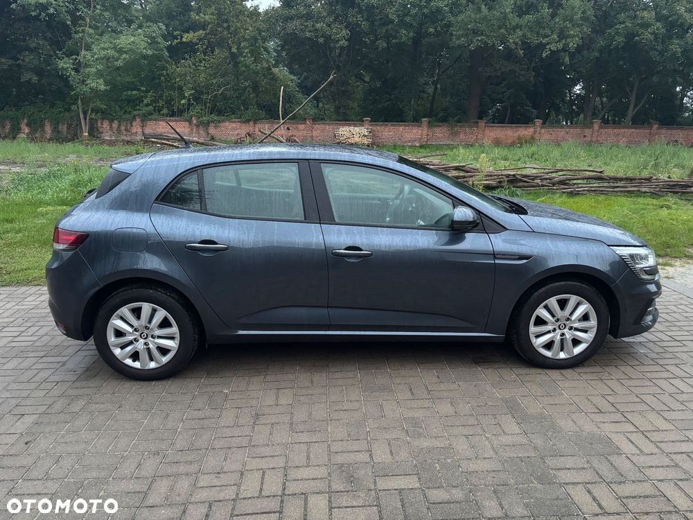 Renault Megane 2022 photo 2
