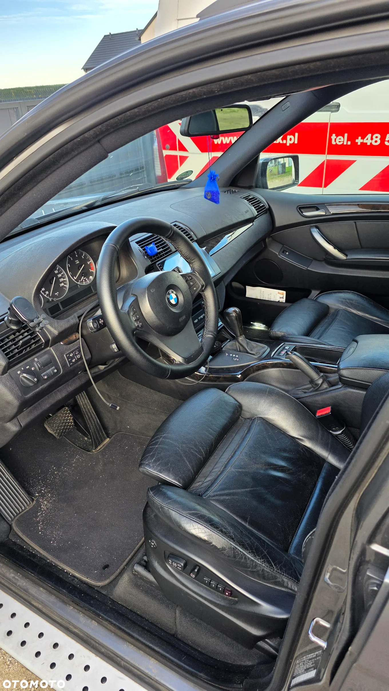 BMW X5 4.4i - 9