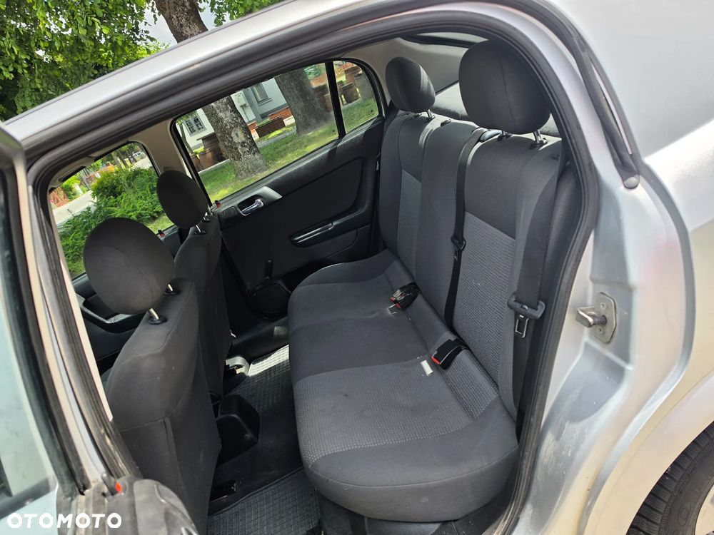 Opel Astra - 9