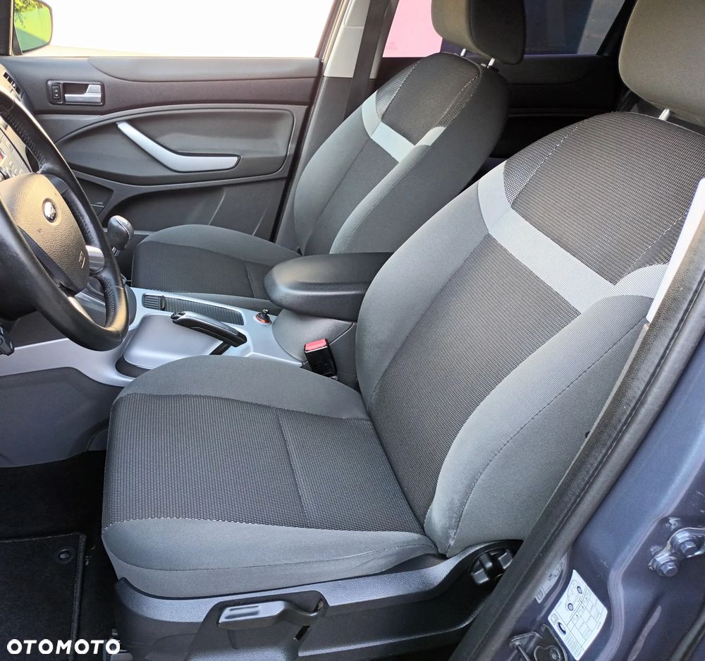 Ford Kuga 2.0 TDCi 2x4 Trend - 9