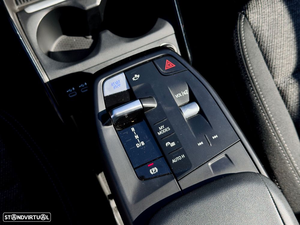 BMW iX1 xDrive30 - 16