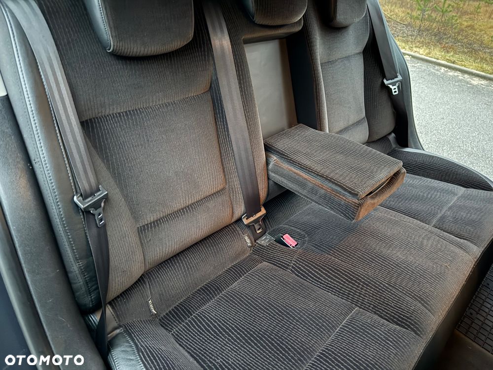 Renault Laguna dCi 150 FAP Start-Stop Dynamique - 23