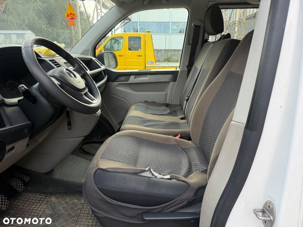 Volkswagen Transporter - 10