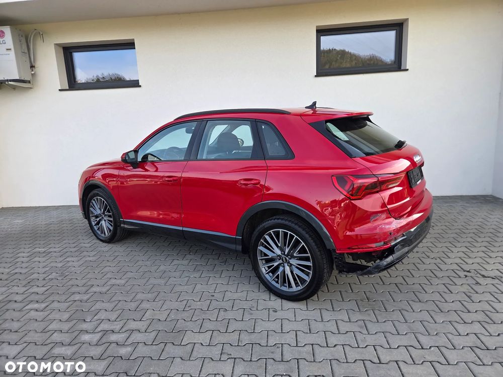 Audi Q3 - 18