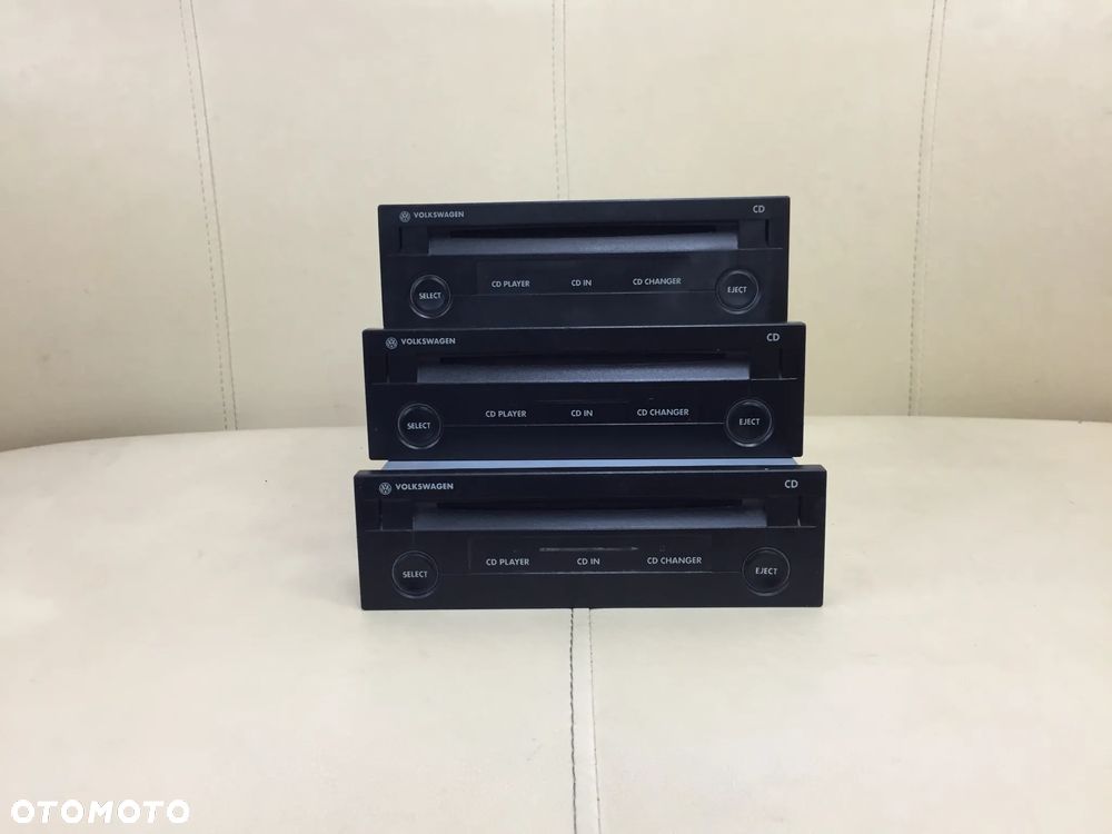 ZMIENIARKA PŁYT CD VW GOLF IV/ BORA/ PASSAT B5 FL/ LUPO/ POLO 1J0035119B/ 1J0035119C/ 1J0035119D - 1