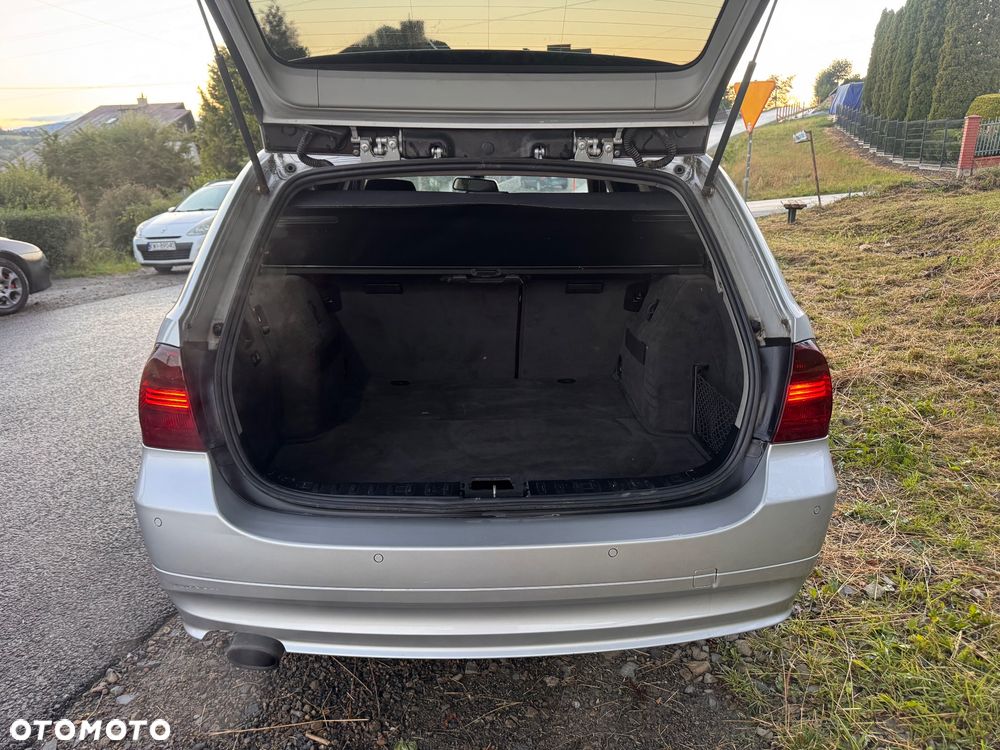 BMW Seria 3 320i Edition Exclusive - 9