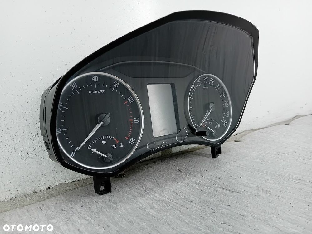 LICZNIK SKODA OCTAVIA II 1Z0920803Q 1.6 MPI - 7