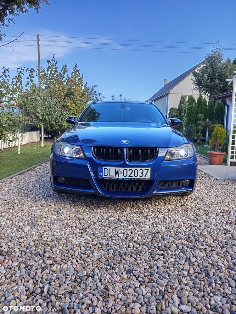 BMW 3 Series 2008 photo 2