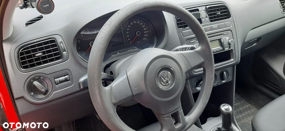Volkswagen Polo - 12