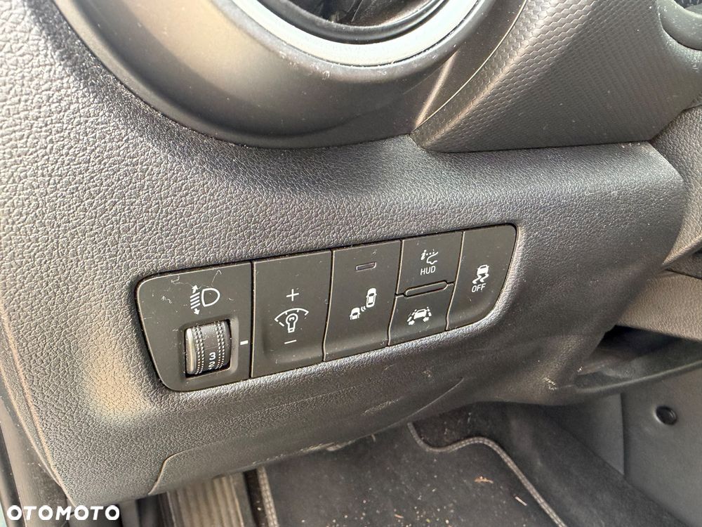 Hyundai Kona - 22