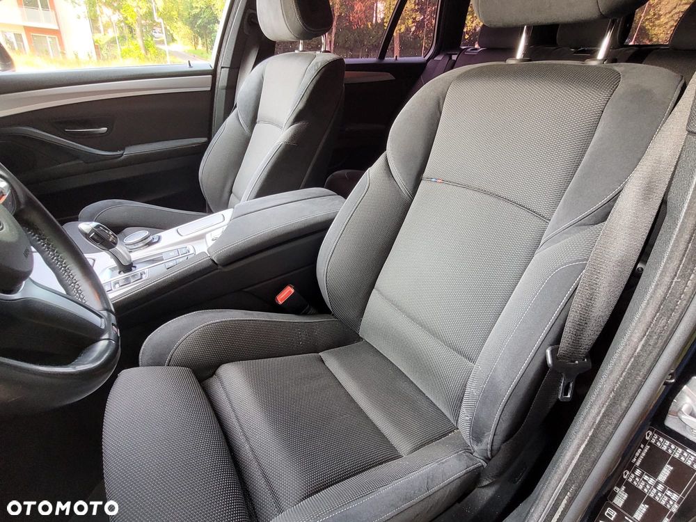 BMW Seria 5 520d xDrive M Sport sport - 18