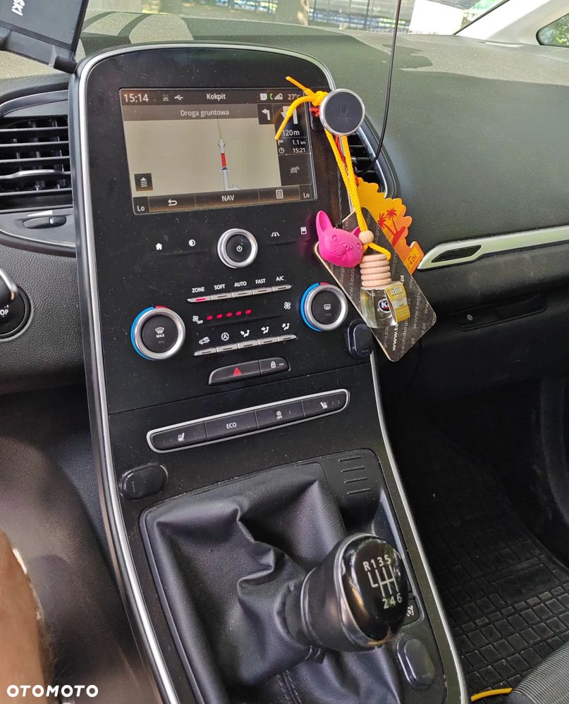 Renault Grand Scenic - 13