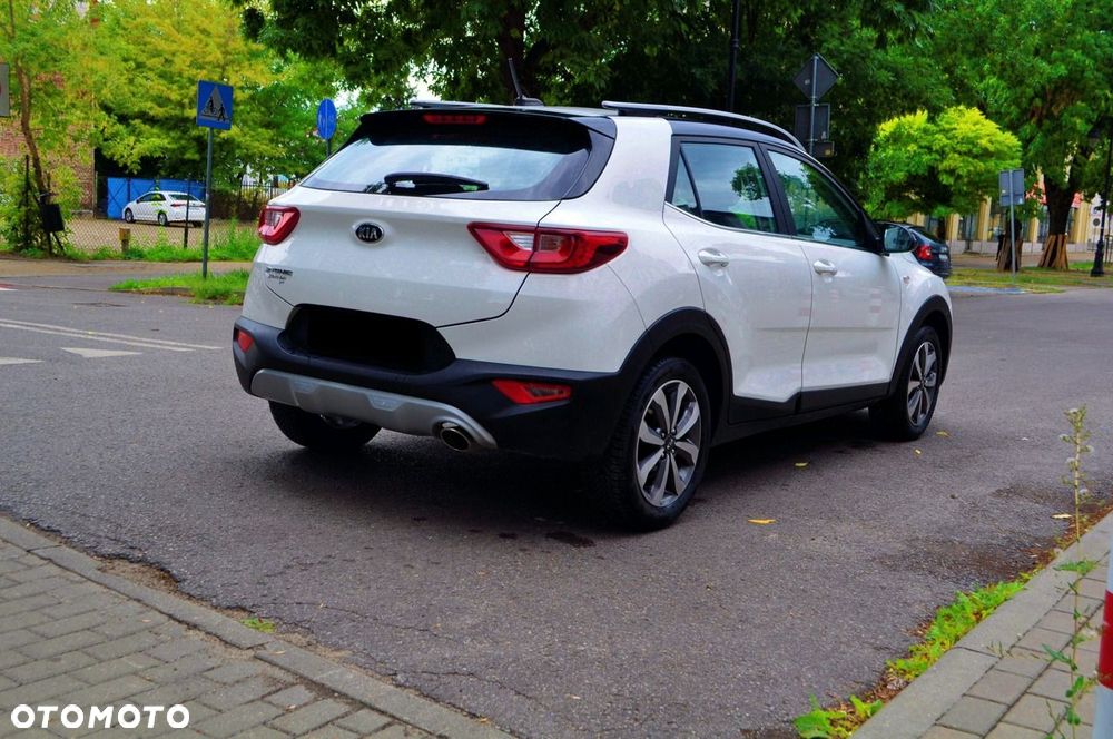 Kia Stonic - 3