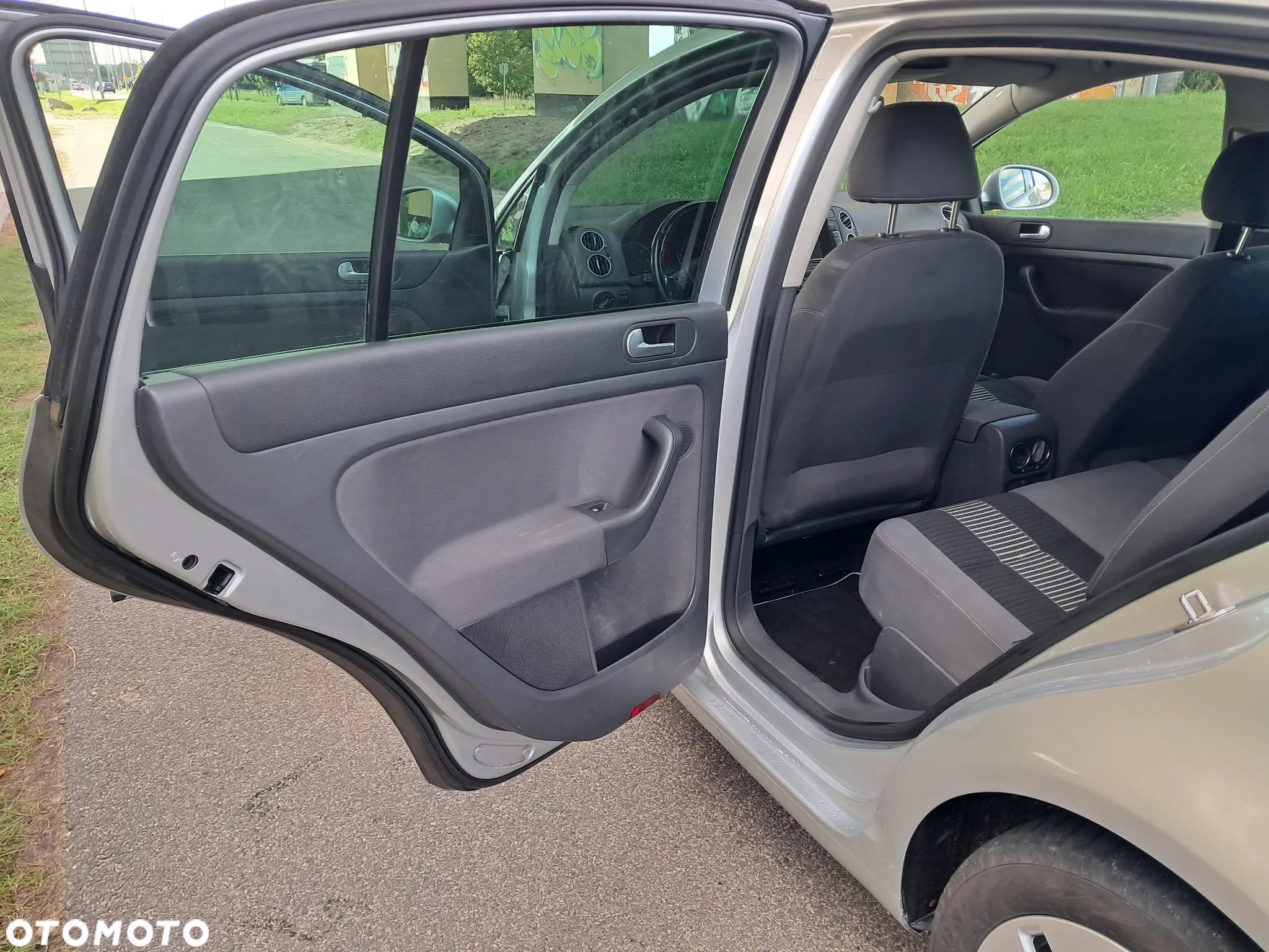 Volkswagen Golf Plus 2.0 TDI DPF United - 29