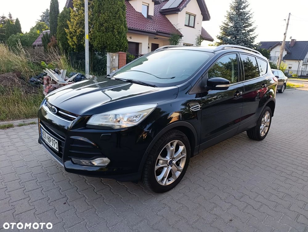 Ford Kuga 2.0 TDCi 2x4 Titanium - 16