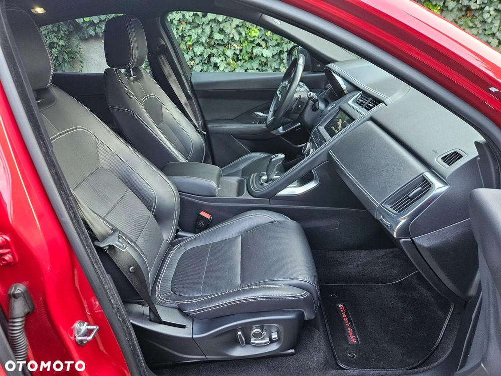 Jaguar E-Pace - 18