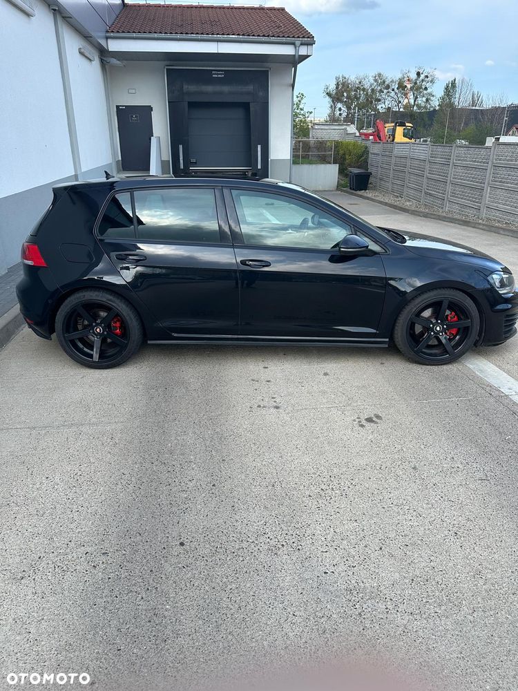 Volkswagen Golf GTD 2.0 TDI SCR DSG - 9