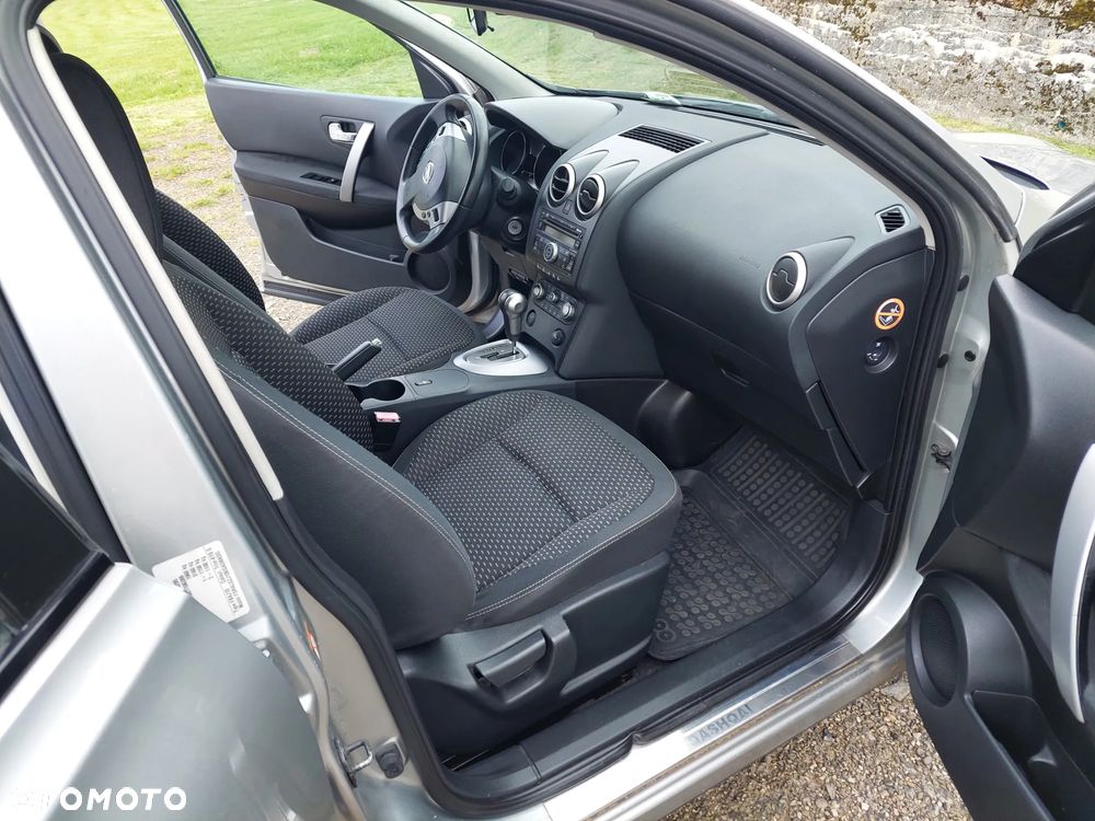 Nissan Qashqai 2.0 Acenta CVT - 21
