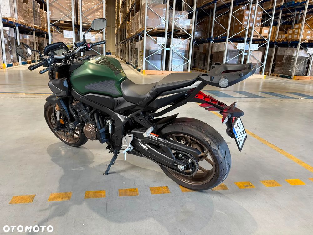 Honda CB - 10