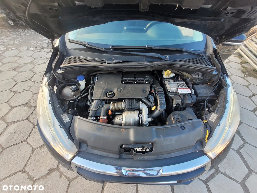 Peugeot 208 Blue-HDi 100 Stop&Start Allure - 19