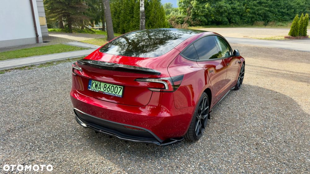 Tesla Model 3 - 13