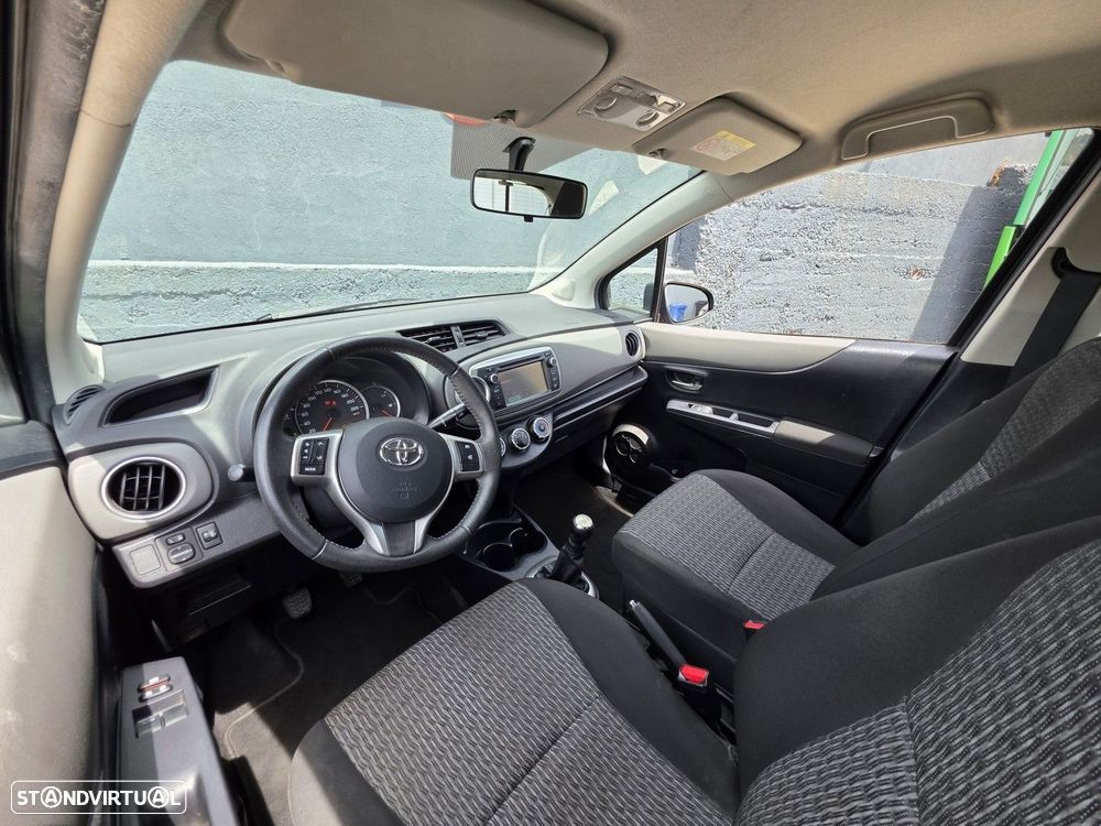 Toyota Yaris 1.0 VVT-i Comfort+Navi - 9