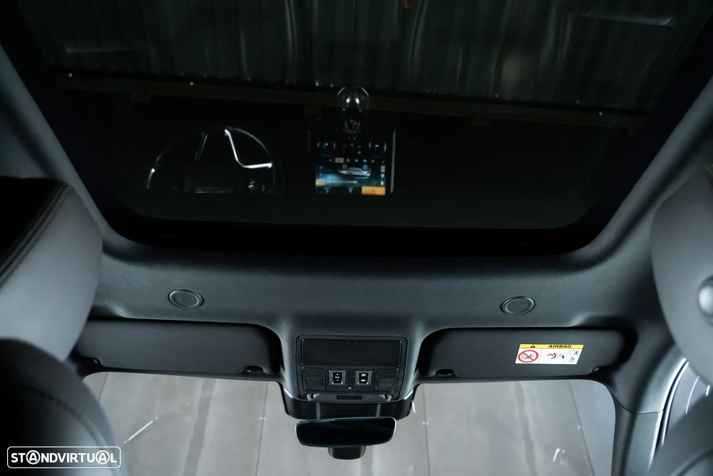 Land Rover Range Rover Evoque P300e R-Dynamic SE - 27