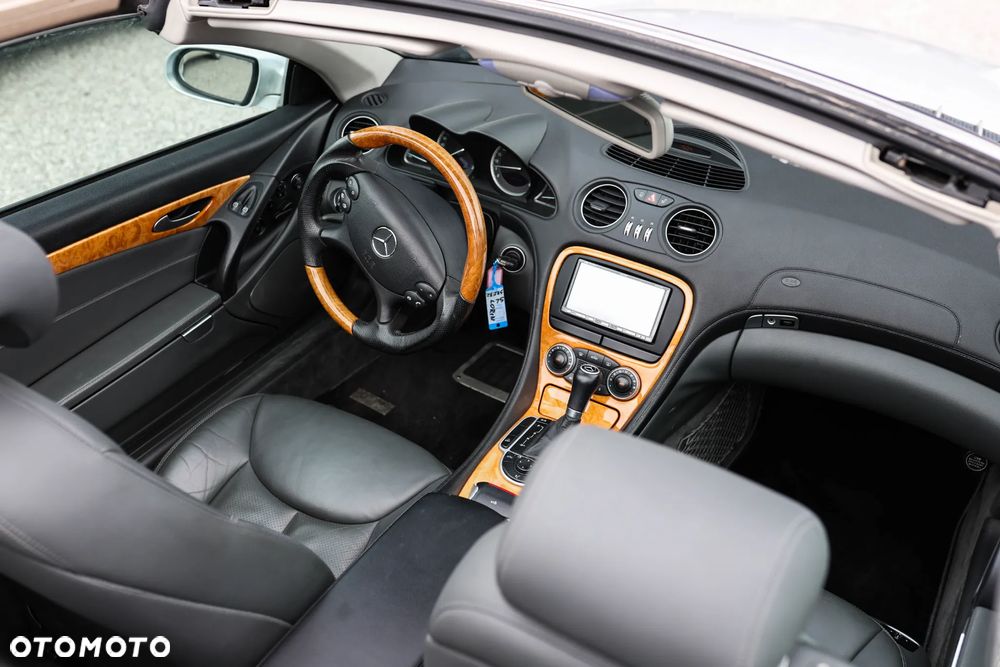 Mercedes-Benz SL 500 - 14
