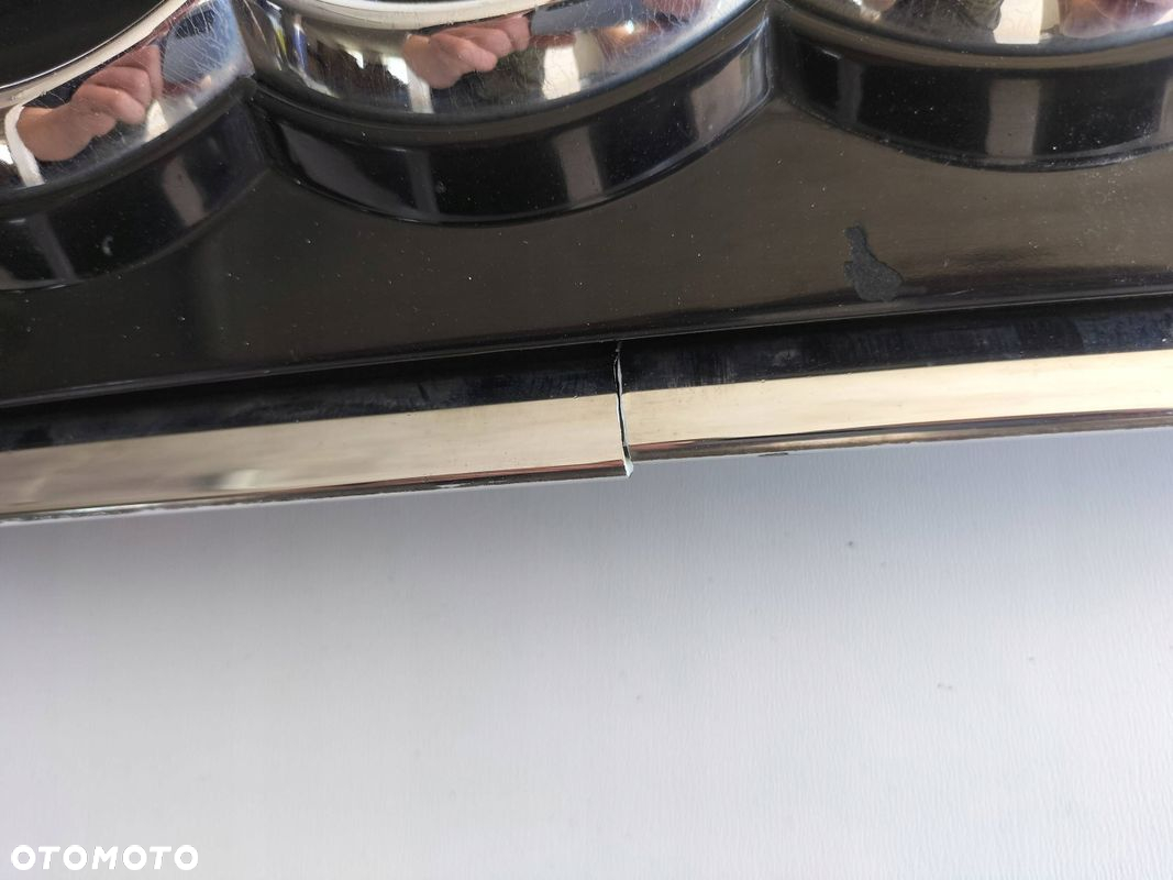 ATRAPA GRILL AUDI A2 8Z0853321 - 7