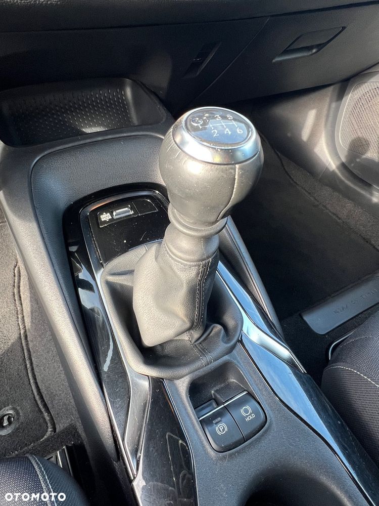 Toyota Corolla - 13