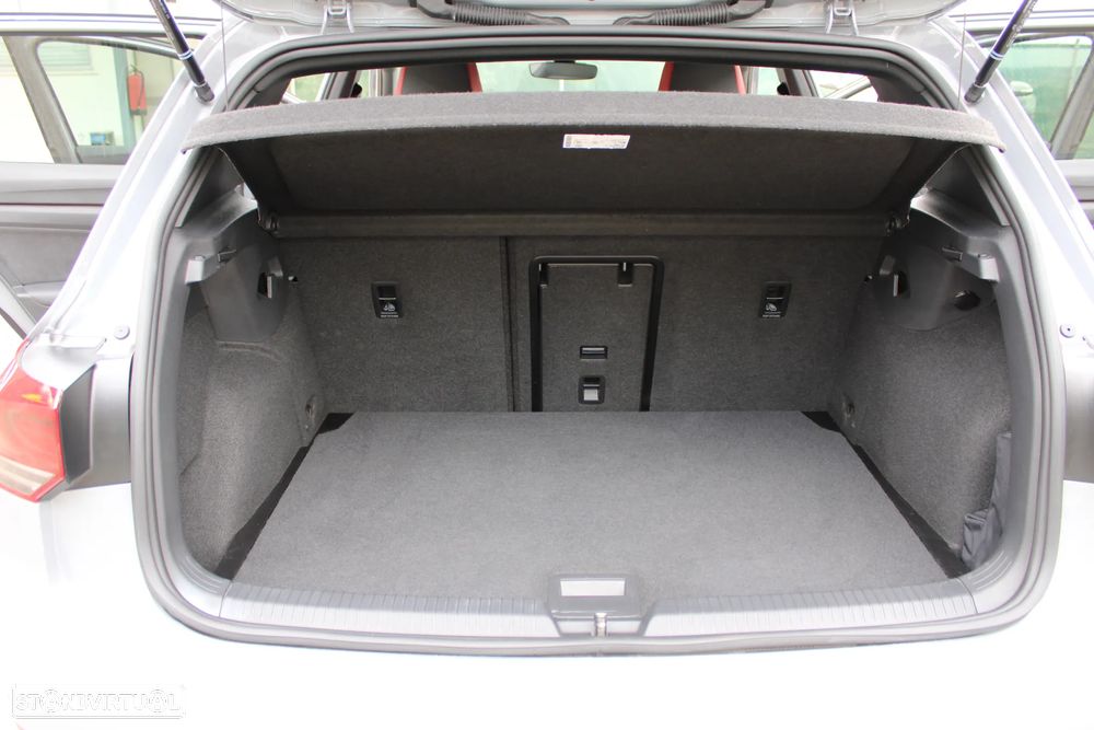 VW Golf 2.0 TSI GTI DSG Performance - 56