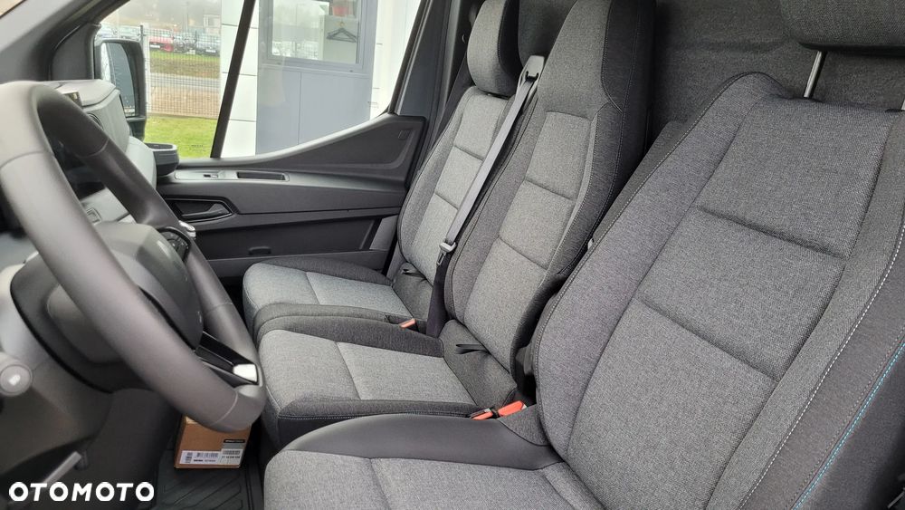 Renault Nowy Master - 10