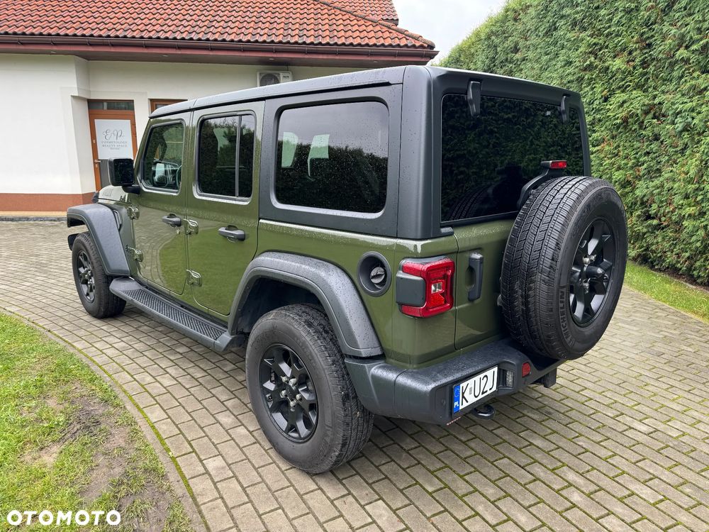 Jeep Wrangler - 10