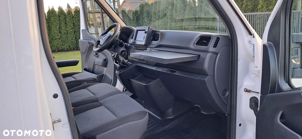 Renault Master 2.3 165 DCI RWD - 29