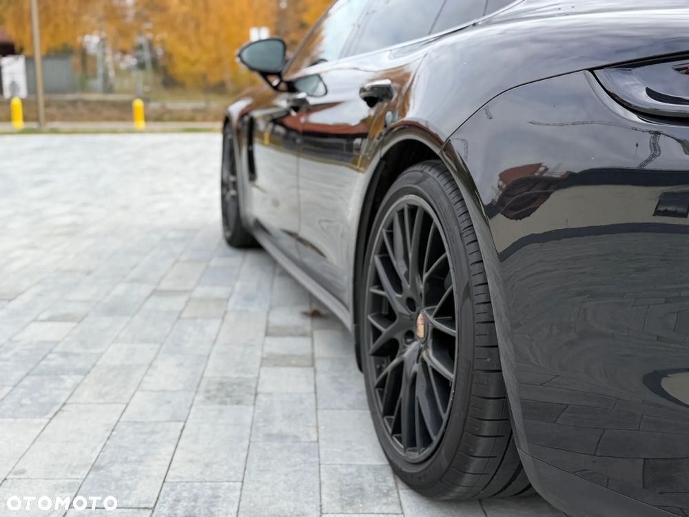 Porsche Panamera Turbo S Executive - 28