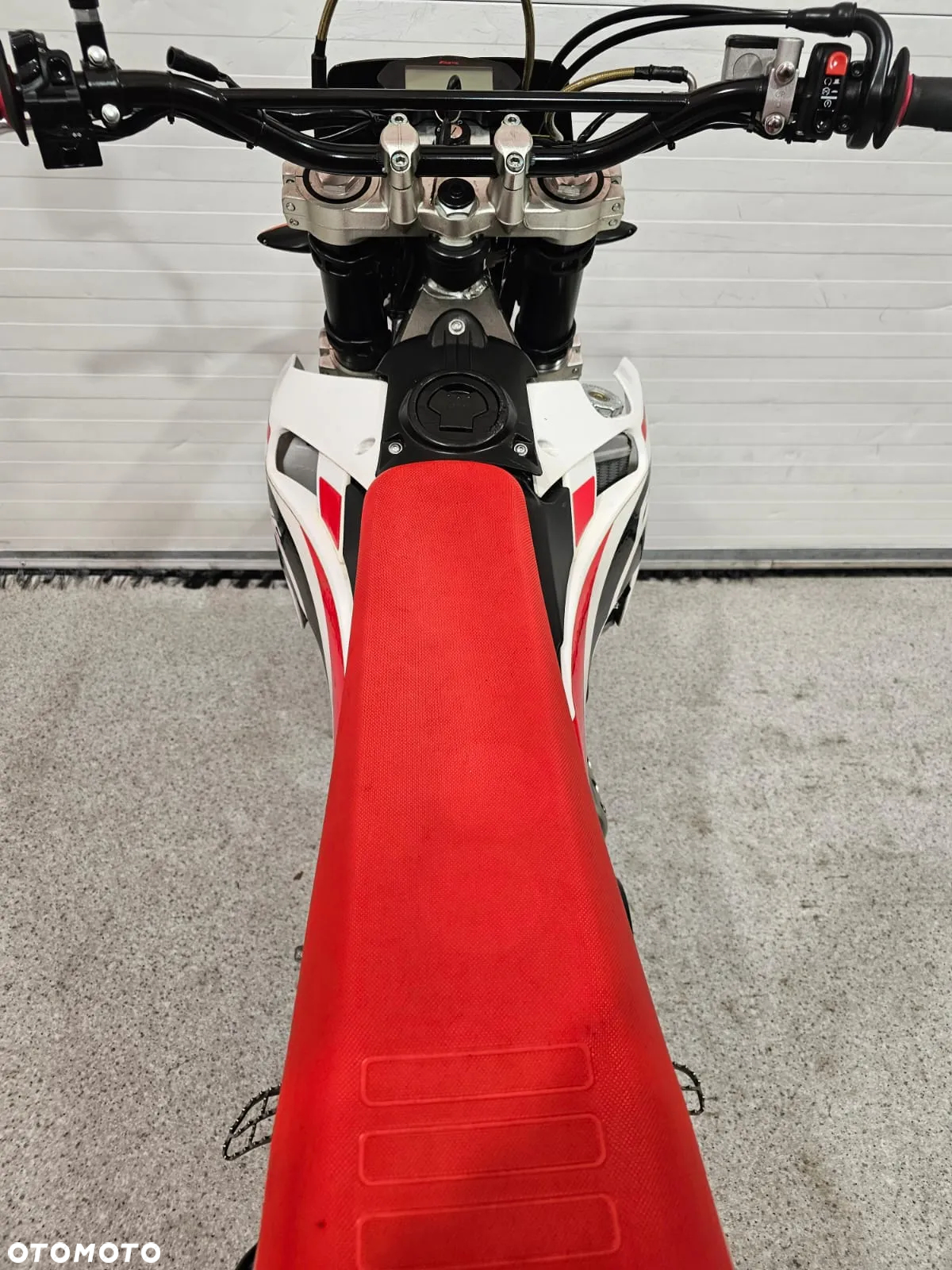 Fantic Inny - 28