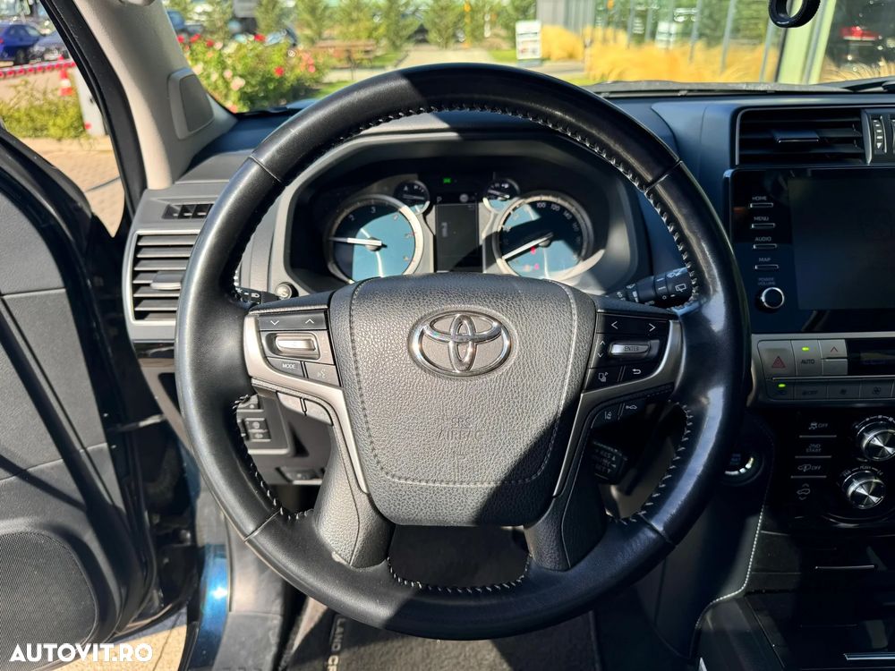 Toyota Land Cruiser 2.8l D-4D 204 CP A/T Luxury Black Matte Edition - 30
