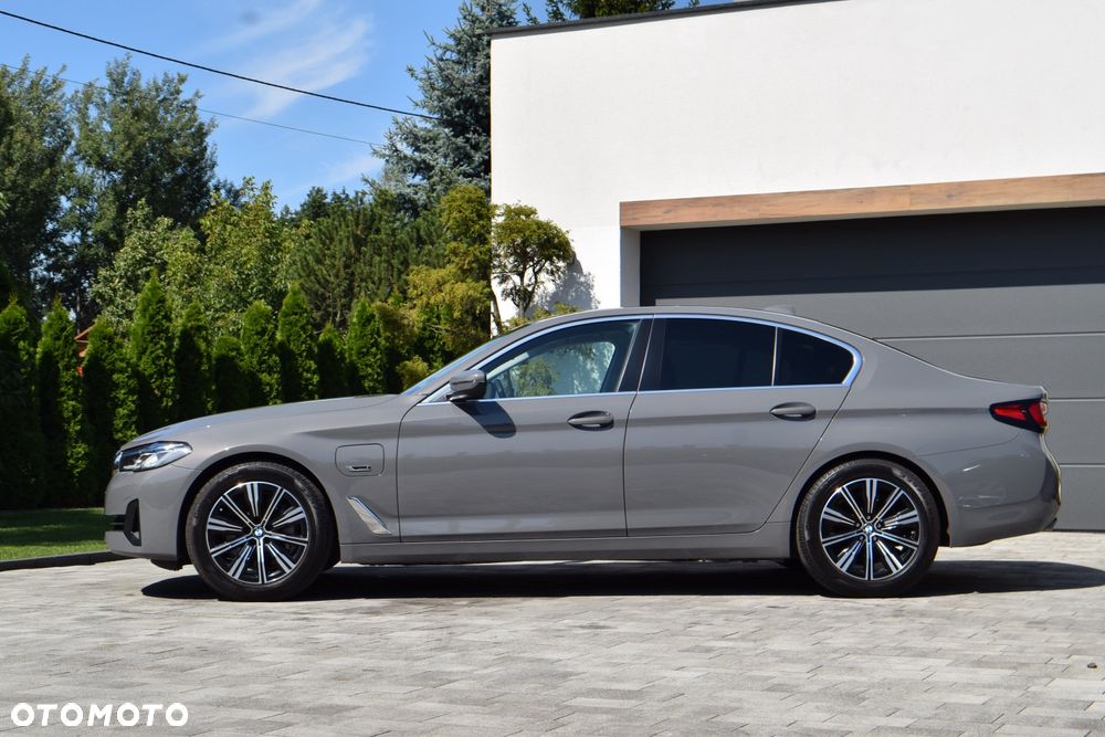 BMW Seria 5 530e Luxury Line sport - 3
