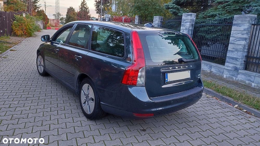 Volvo V50 1.6D Momentum - 24