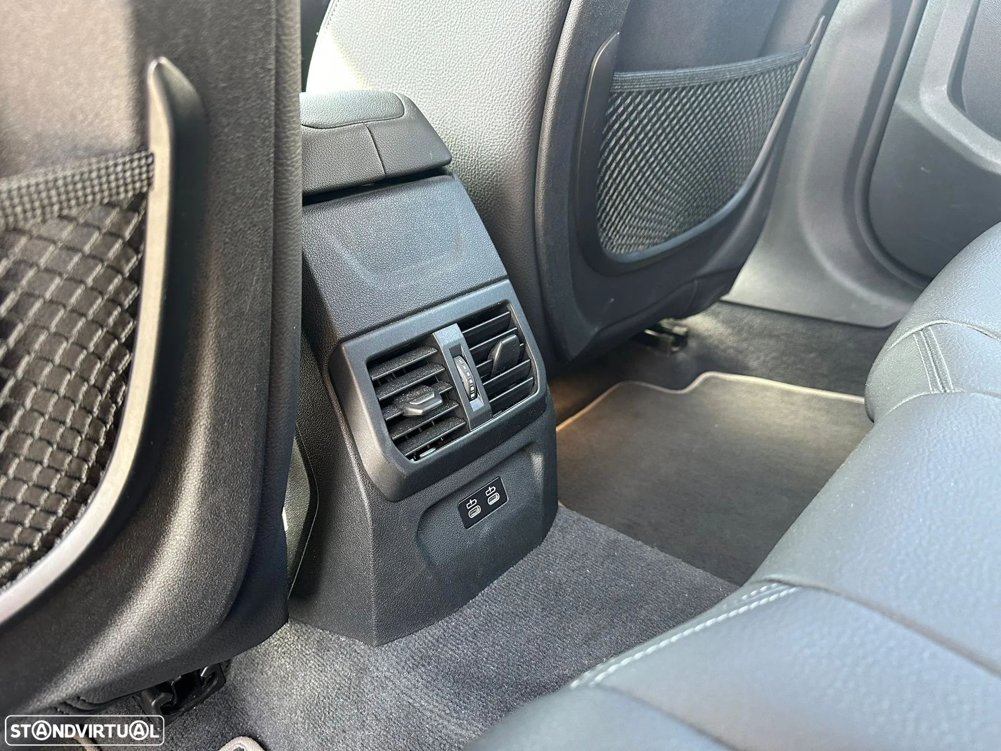 BMW 116 d Pack M - 21