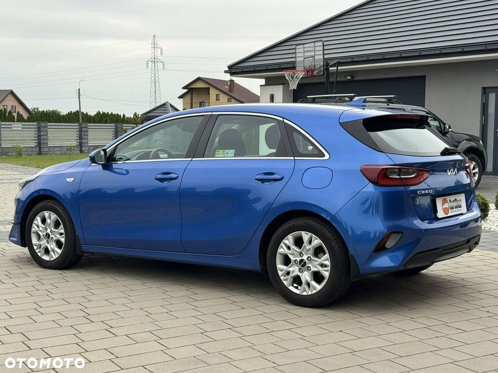 Kia Ceed 1.5 T-GDI M DCT - 11