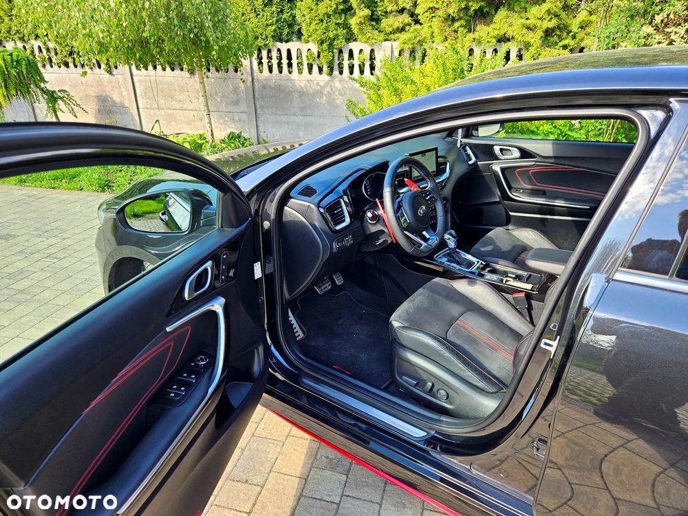 Kia ProCeed 1.6 T-GDI DCT7 OPF GT - 15