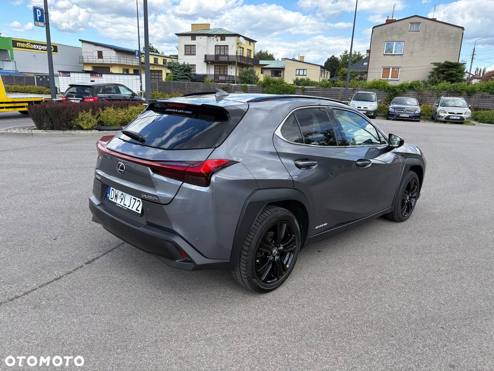 Lexus UX 250h GPF F Impression 2WD - 4