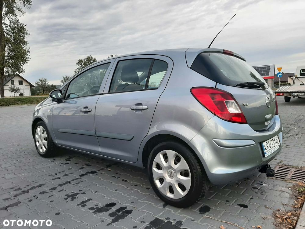 Opel Corsa 1.2 16V Enjoy - 10