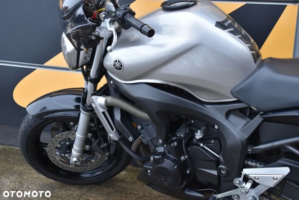 Yamaha FZ6 - 14