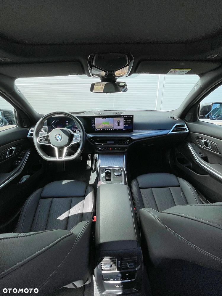 BMW Seria 3 320d xDrive MHEV M Sport sport - 32