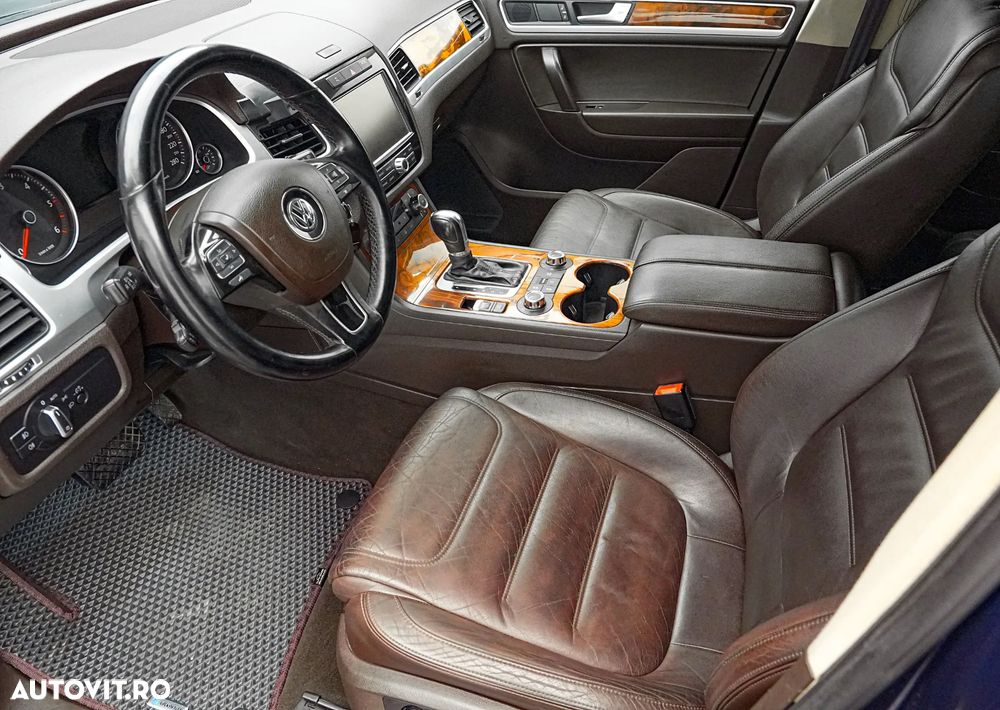Volkswagen Touareg 3.0 V6 TDI DPF Automatik Mountain - 12