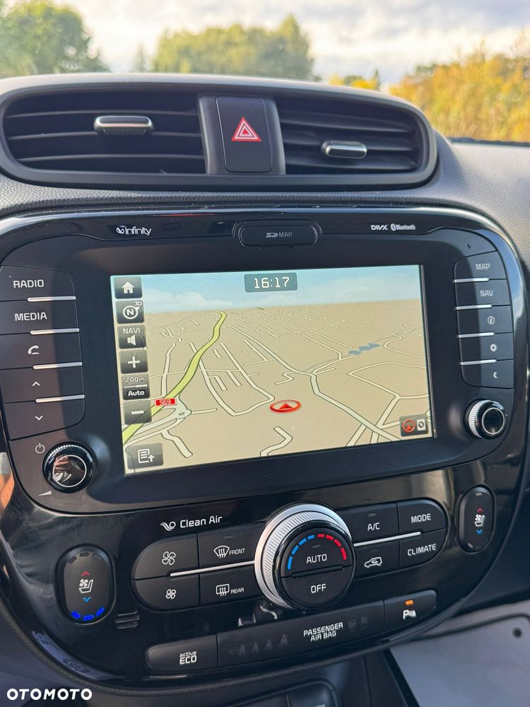Kia Soul 1.6 CRDI XL DCT - 27
